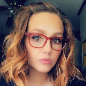 Meet your Posher, Samanthq